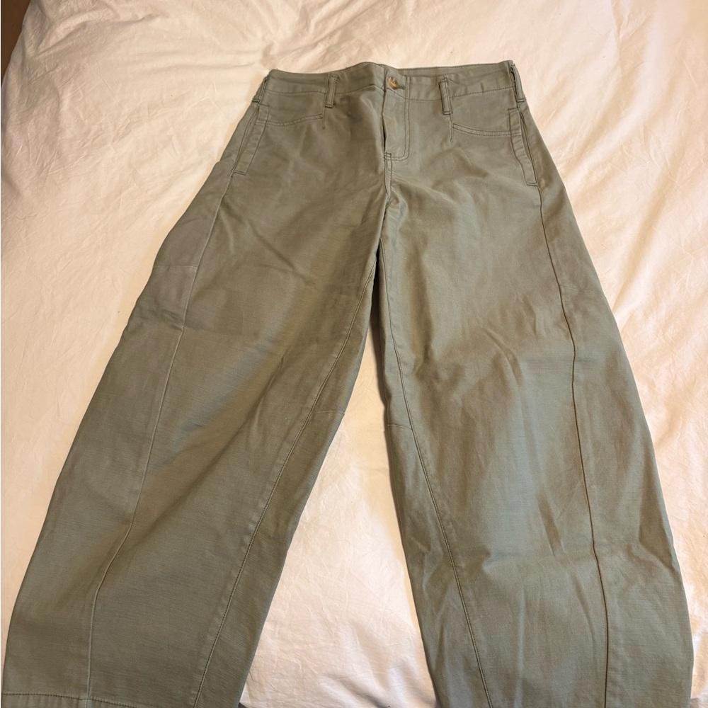 Blu Pepper Wide-Leg Capris in Olive